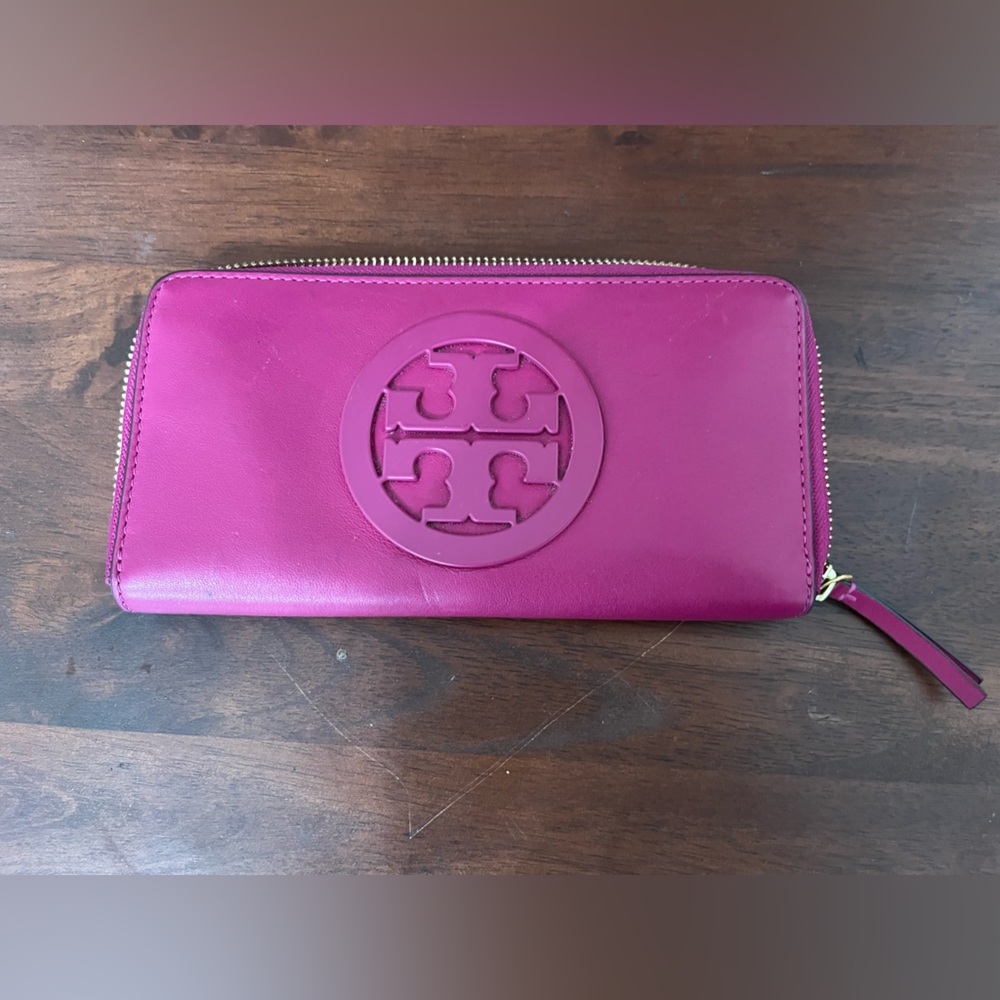 Tory Burch large wallet fushia pink